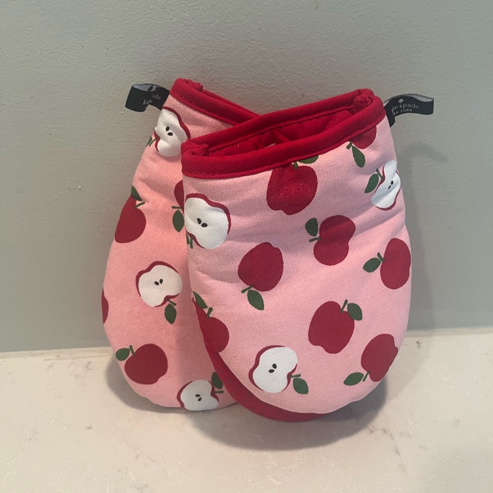 Kate Spade Red and Pink Apple Mini Mitts - Picture 4 of 4